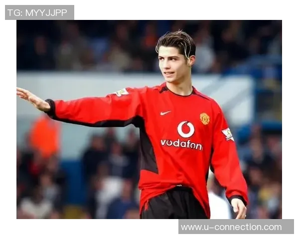 足球明星纷纷开通微博分享生活点滴引发粉丝热议与互动热潮